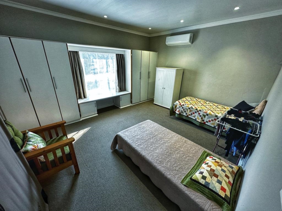 4 Bedroom Property for Sale in Wilgenhof Free State